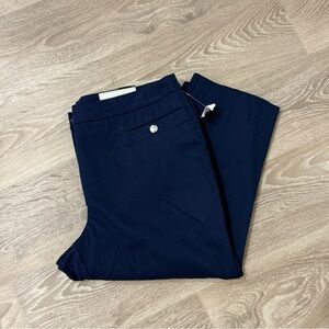 Cato Contemporary Women's Navy Blue Textured Capris Pants Size 14 Casual Coastal